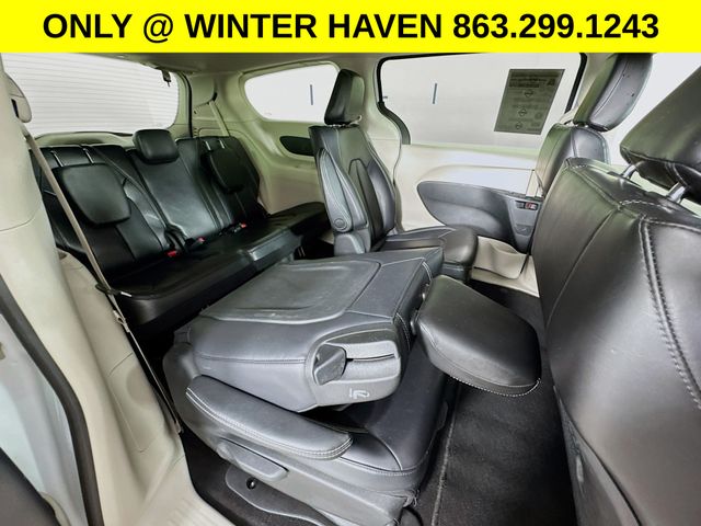 Used 2023 Chrysler Pacifica - photo 28