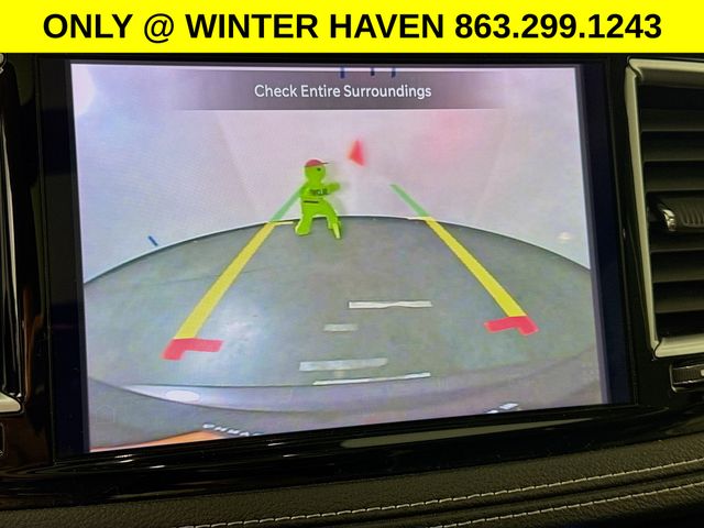 Used 2023 Chrysler Pacifica - photo 16