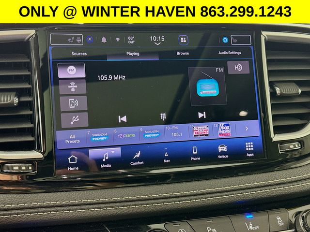 Used 2023 Chrysler Pacifica - photo 17