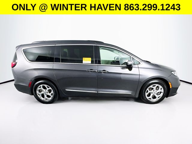Used 2023 Chrysler Pacifica - photo 10