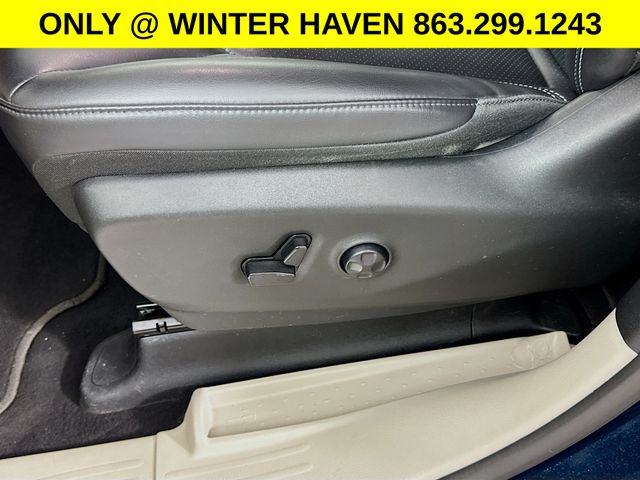 Used 2023 Chrysler Pacifica - photo 20