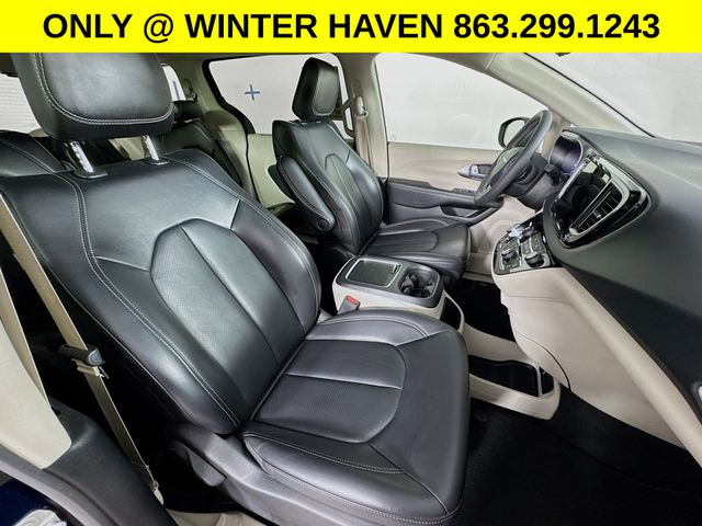 Used 2023 Chrysler Pacifica - photo 31