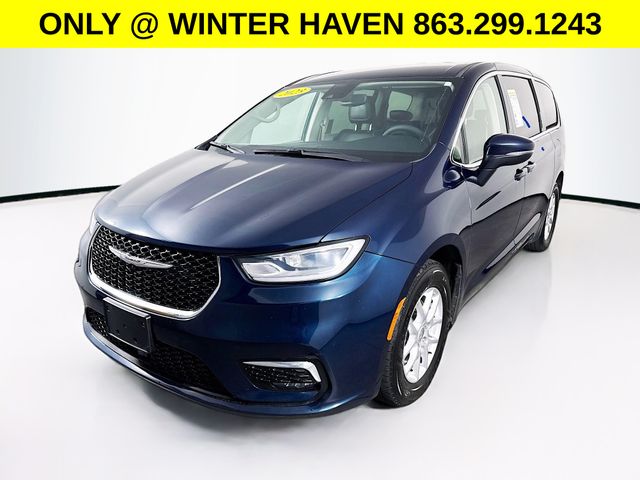Used 2023 Chrysler Pacifica - photo 5