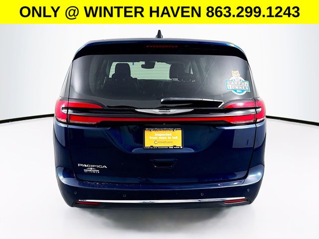 Used 2023 Chrysler Pacifica - photo 8