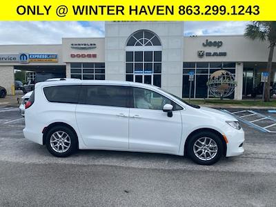 Used 2023 Chrysler Voyager - photo 2