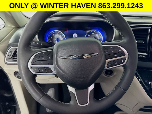 Used 2023 Chrysler Pacifica - photo 12