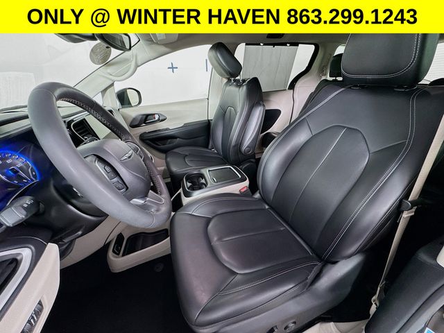 Used 2023 Chrysler Pacifica - photo 20
