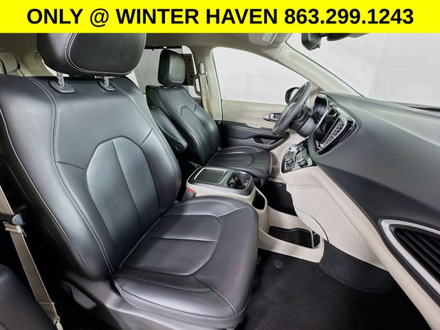 Used 2023 Chrysler Pacifica - photo 30
