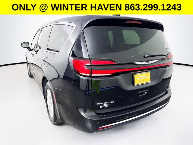 Used 2023 Chrysler Pacifica - photo 6
