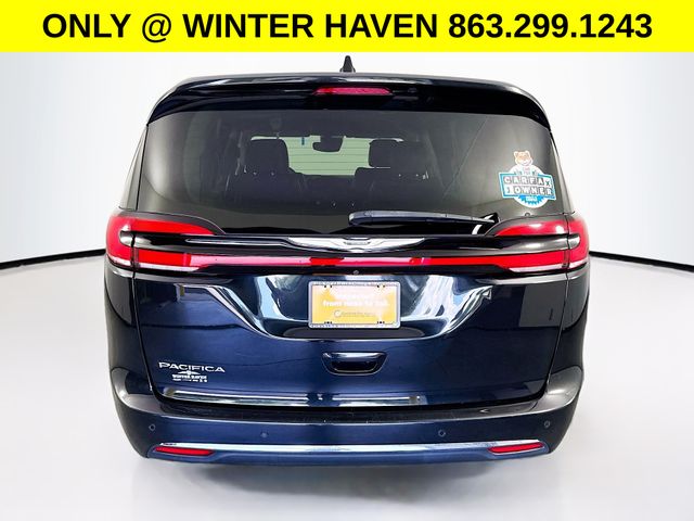 Used 2023 Chrysler Pacifica - photo 7
