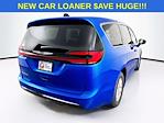 Used 2026 Chrysler Pacifica Select Minivan thumbnail 2