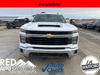 Used 2024 Chevrolet Silverado 2500 - photo 1