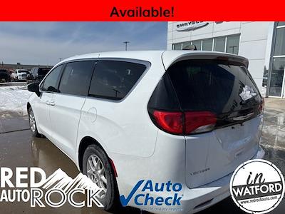 Used 2023 Chrysler Voyager - photo 1