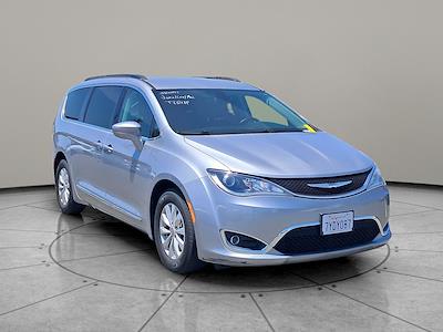 Used 2017 Chrysler Pacifica Touring L Minivan for sale #TS6488 - photo 1