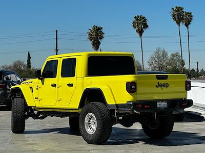 Used 2023 Jeep Gladiator - photo 1
