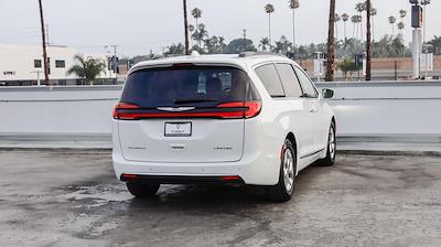 2022 Chrysler Pacifica FWD Minivan for sale #FR3433 - photo 2