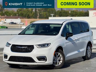 2024 Chrysler Pacifica FWD Minivan for sale #FR4404 - photo 1