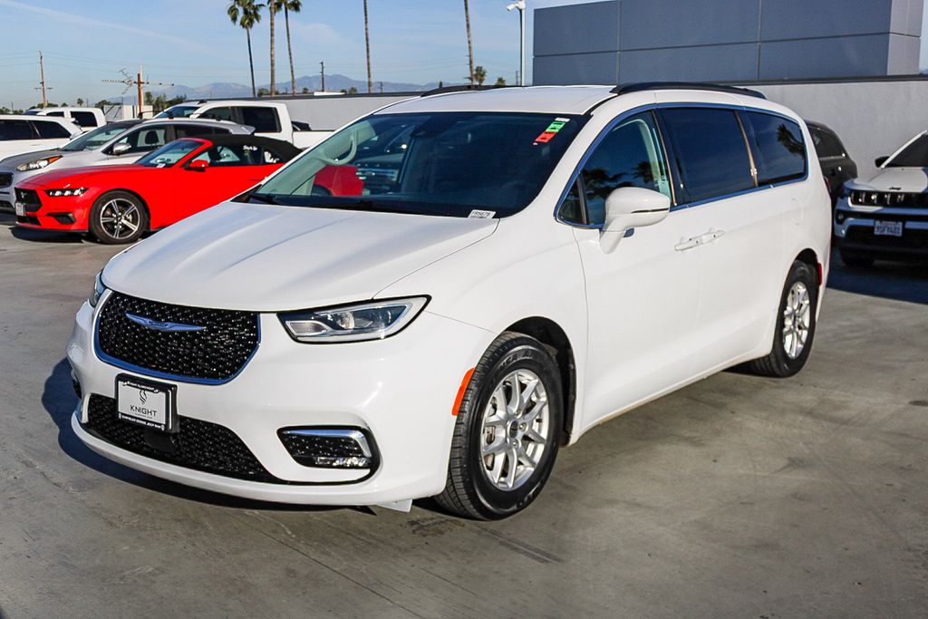 Used 2022 Chrysler Pacifica - photo 5