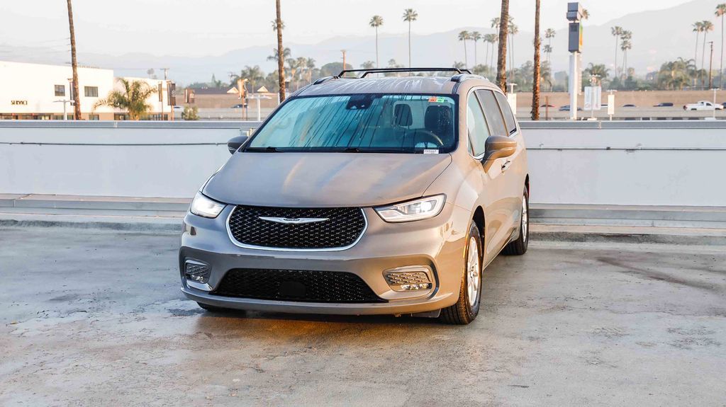 Used 2022 Chrysler Pacifica - photo 6