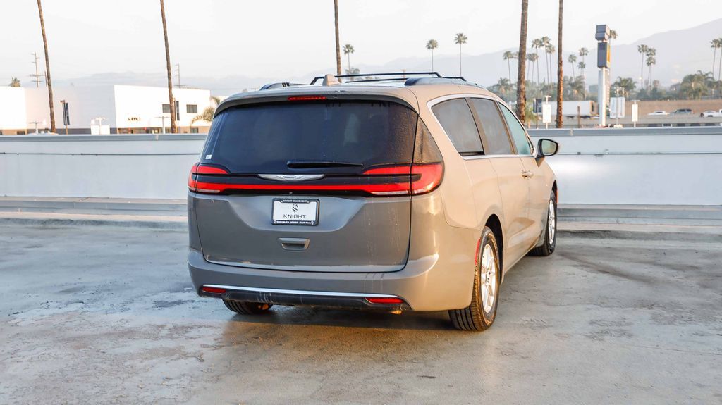 Used 2022 Chrysler Pacifica - photo 11