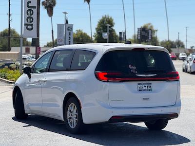 2024 Chrysler Pacifica FWD Minivan for sale #FR7028 - photo 2