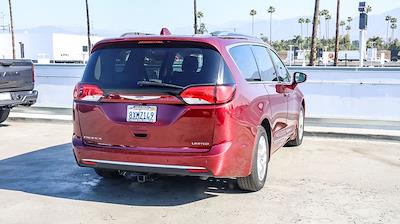2018 Chrysler Pacifica FWD Minivan for sale #MT2968 - photo 2