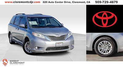2014 Toyota Sienna FWD Minivan for sale #MT4702 - photo 1