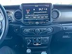 2021 Jeep Gladiator Crew Cab 4WD Pickup for sale #VB5764 - photo 9