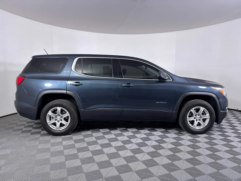 Used 2019 GMC Acadia - photo 12