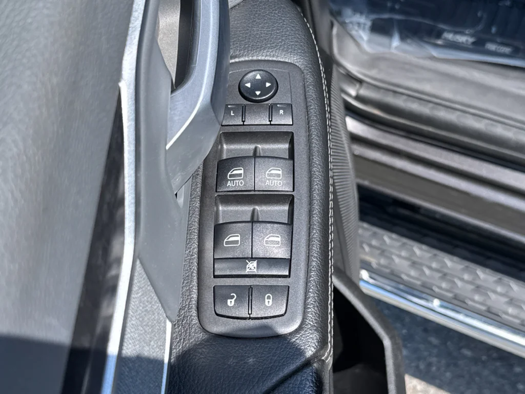 Used 2021 Ram 2500 - photo 25