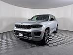 Used 2022 Jeep Grand Cherokee Overland for sale #26109A - photo 1