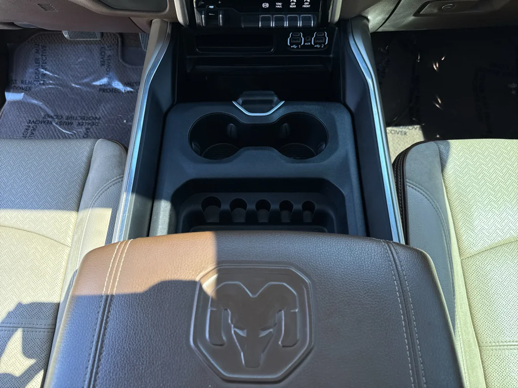 Used 2022 Ram 3500 - photo 23