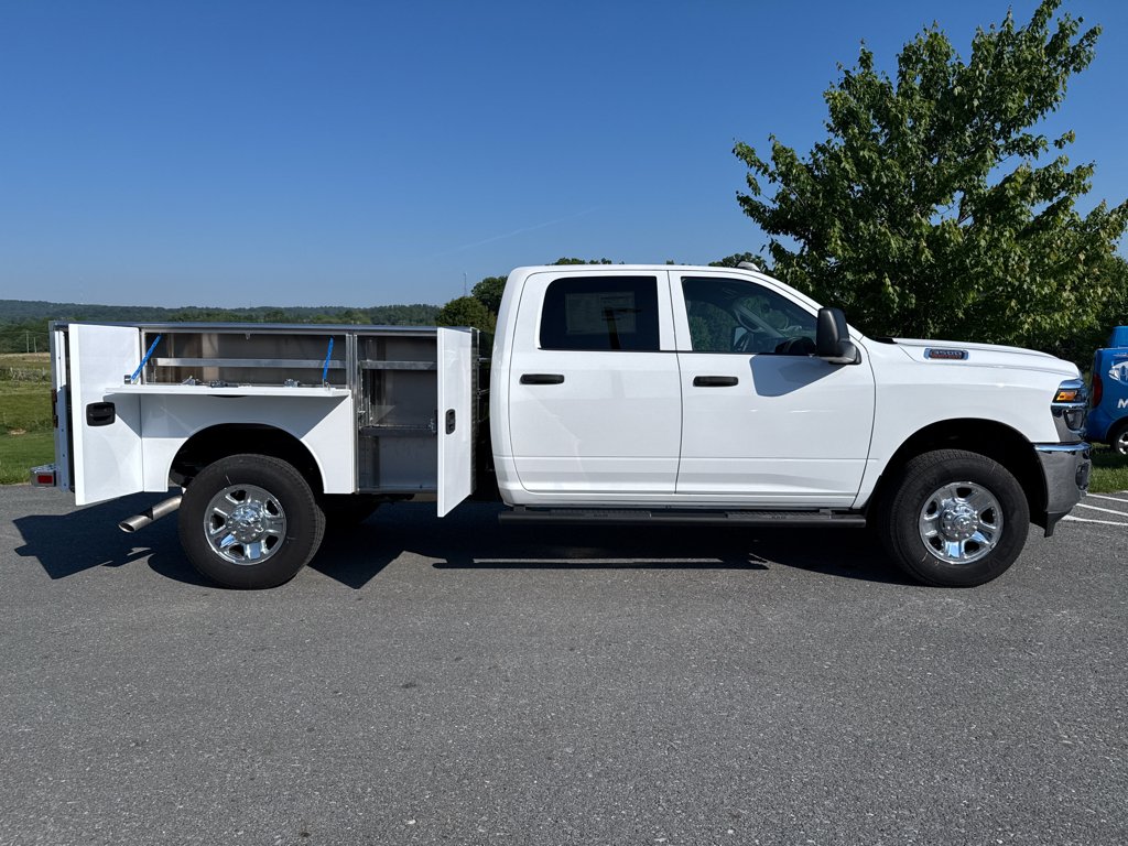 New 2026 Ram 3500 - photo 2