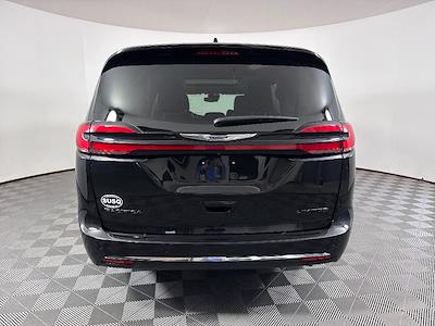 Used 2023 Chrysler Pacifica Limited Minivan for sale #3035A - photo 2