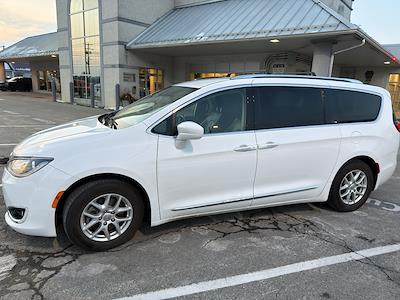 Used 2020 Chrysler Pacifica Touring L Minivan for sale #3065C - photo 1