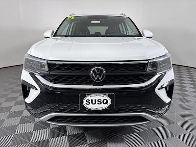 Used 2024 Volkswagen Taos - photo 1