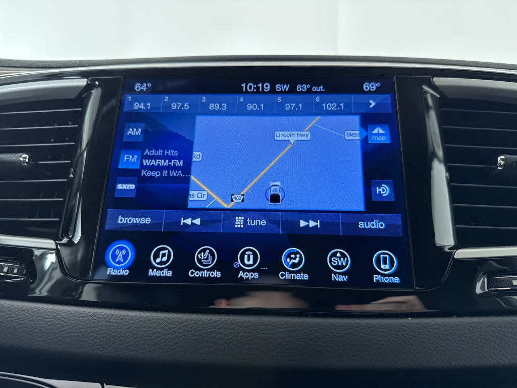 Used 2017 Chrysler Pacifica - photo 15