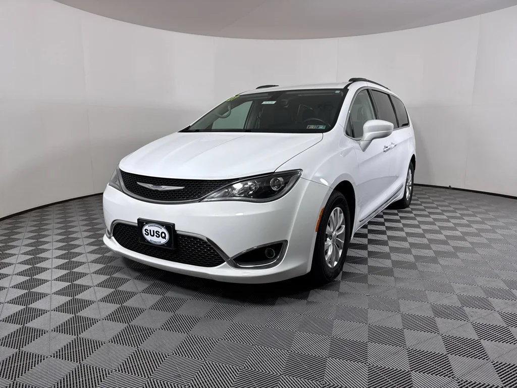 Used 2017 Chrysler Pacifica - photo 17