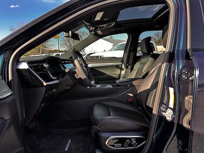 Used 2024 Jeep Wagoneer S - photo 1