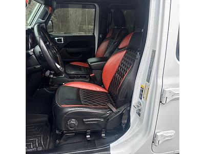 Used 2023 Jeep Gladiator - photo 1