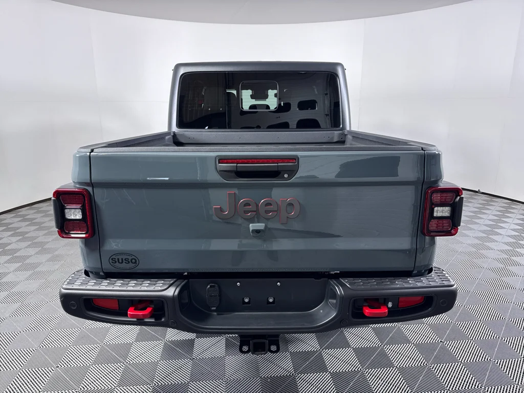 Used 2024 Jeep Gladiator - photo 30
