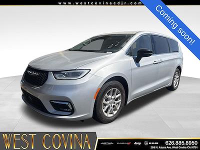2024 Chrysler Pacifica FWD Minivan for sale #P8246 - photo 1