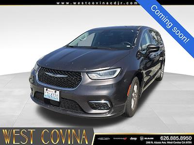 2023 Chrysler Pacifica FWD Minivan for sale #P8259 - photo 2