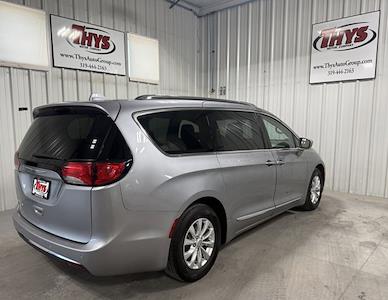 2019 Chrysler Pacifica FWD Minivan for sale #P383132A2 - photo 2