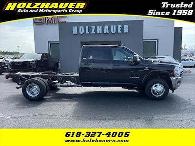 2024 Ram 3500 Crew Cab DRW 4x4, Cab Chassis for sale #282090 - photo 1