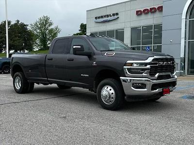 New 2025 Ram 3500 Big Horn Crew Cab 4x4 DRW Pickup for sale #C250111 - photo 2