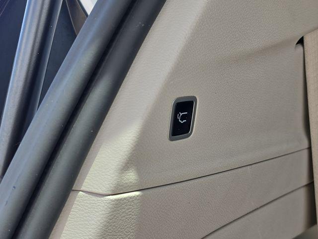 Used 2023 Chrysler Pacifica - photo 30