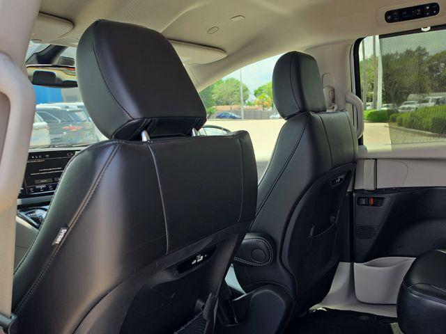 Used 2023 Chrysler Pacifica - photo 28