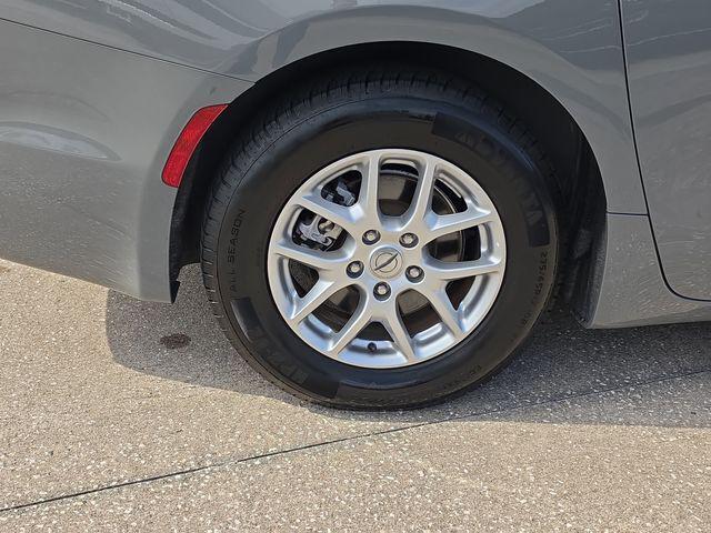 Used 2023 Chrysler Pacifica - photo 7