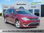 2017 Chrysler Pacifica FWD Minivan for sale #DF1012A - photo 1